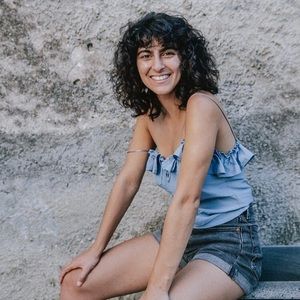 Spaghetti strapped blue silk crop top